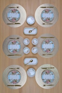 Glore Asya Roomy Altın Yaldızlı 14 Parça 6 Kişilik Kahvaltı Takımı - Glore