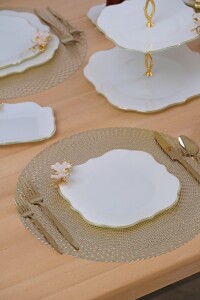 Glore Dolmabahçe Lotus Krem Altın Yaldızlı 6 Kişilik Cam Pasta Tabağı Takımı - Glore (1)