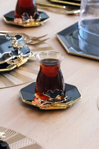 Glore Dolmabahçe Sekizgen Siyah 6 Kişilik Altın Yaldızlı Cam Çay Tabağı Takımı - 3