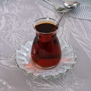 Glore Marche Platin Yaldızlı 6 Kişilik Cam Çay Tabağı Takımı - Glore