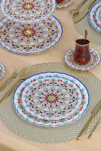 Glore Orient Altın Yaldızlı 6 Kişilik 28 Parça Pasta Çay Servis Takımı - 6