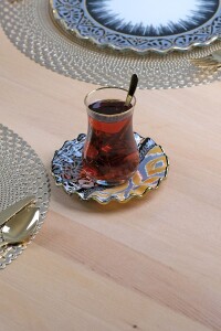 Glore Vintage Altın Yaldızlı 6 Kişilik 13 Parça Tepsili Çay Takımı - 4