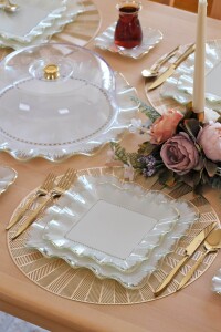 Kare Latte Şeffaf Altın Pasta Tabağı 21 Cm 6 Lı - Glore (1)