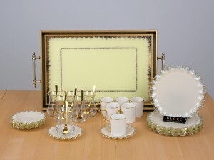 Latte Şeffaf Altın 31 Parça Tepsili Pasta Seti - Glore